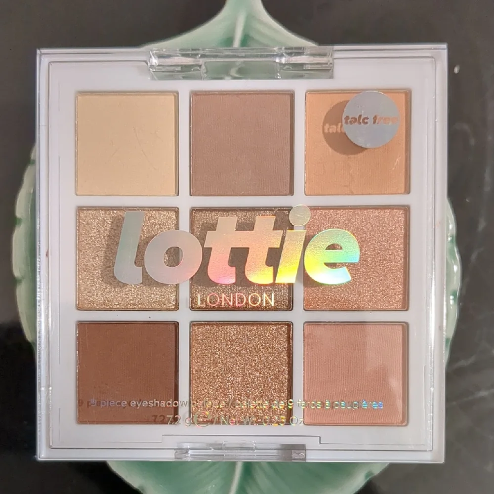 Eyeshadow Palette